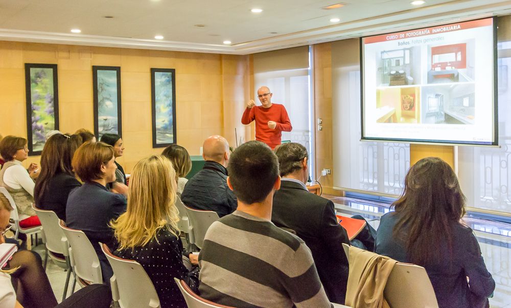 Curso de fotografía inmobiliaria organizado por Fotocasa Academy en Madrid